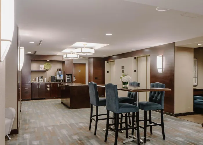 Club Quarters Hotel Wacker At Michigan, Chicago