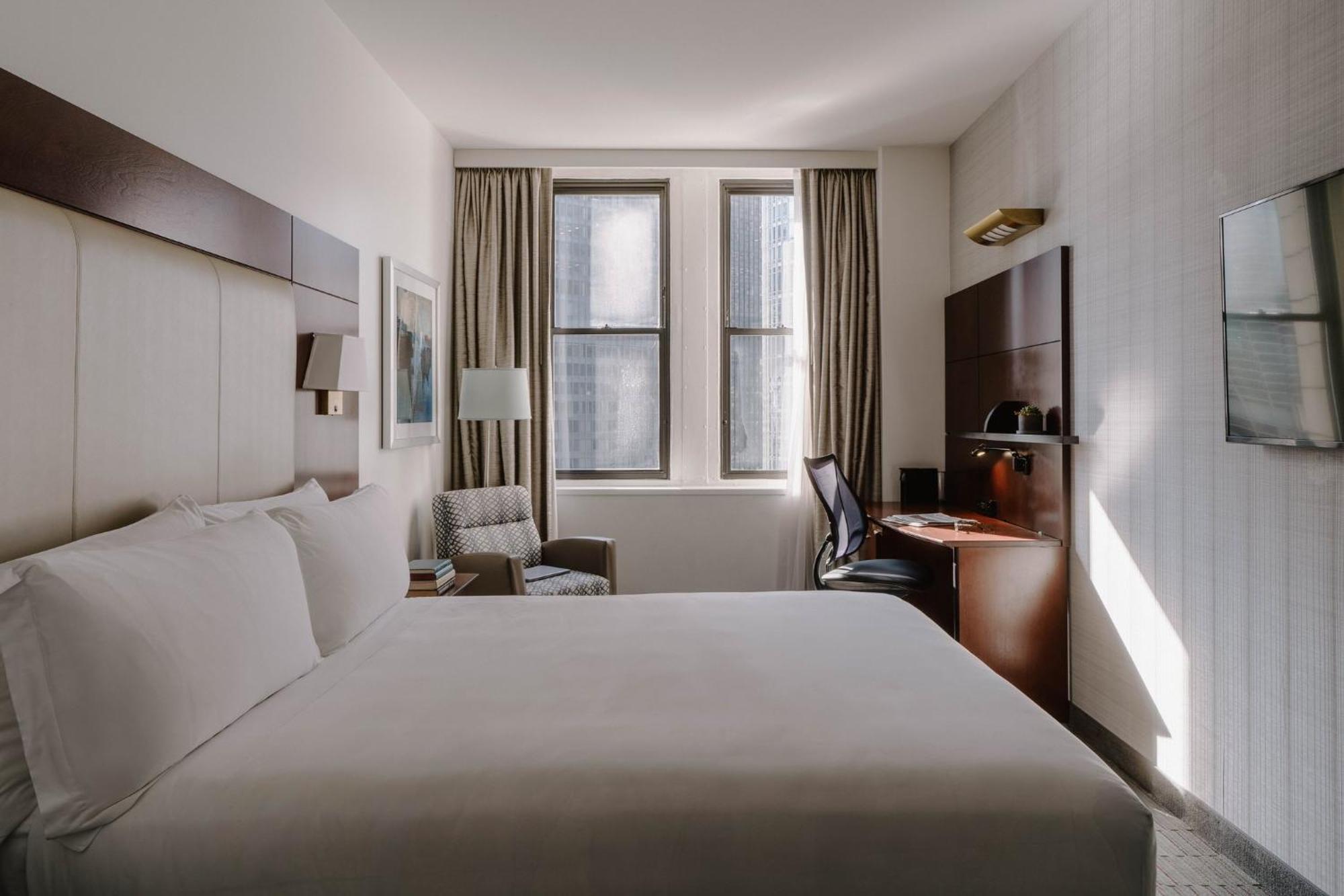 Club Quarters Wacker At Michigan,