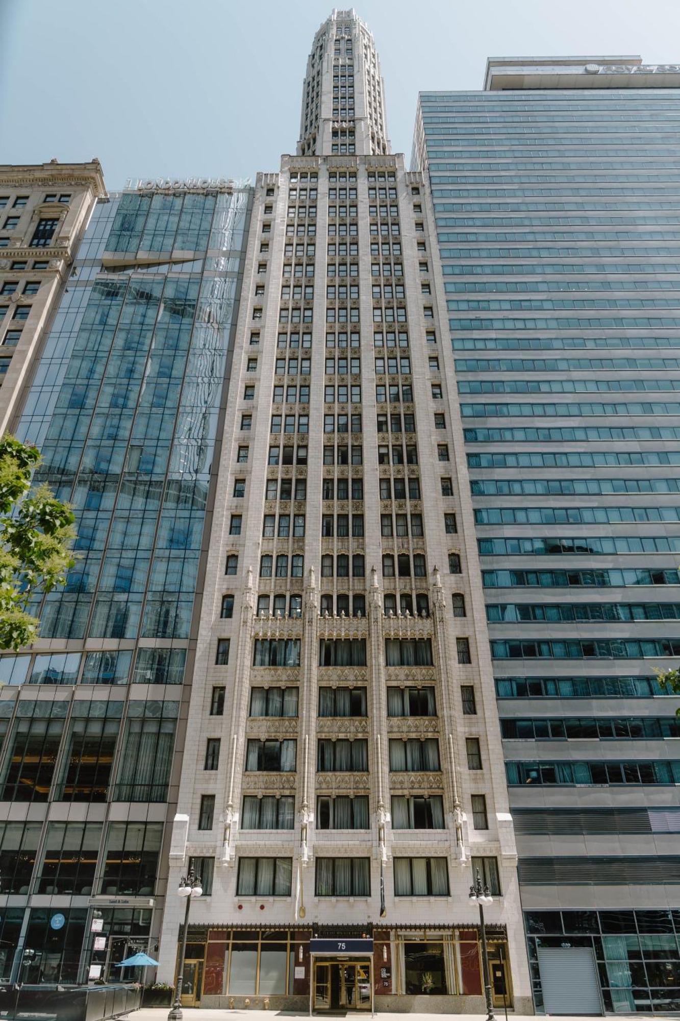 Hotel Club Quarters Wacker At Michigan, 4*