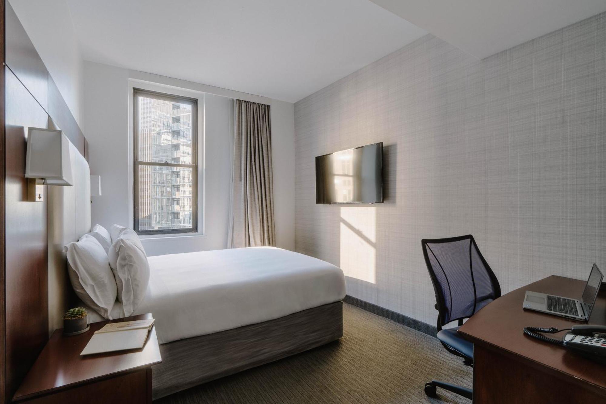 Hotel Club Quarters Wacker At Michigan, 4*